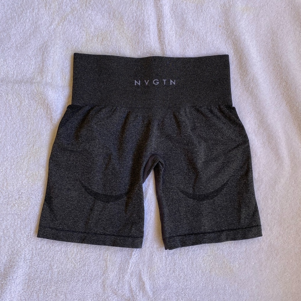 NVGTN speckled contour seamless shorts